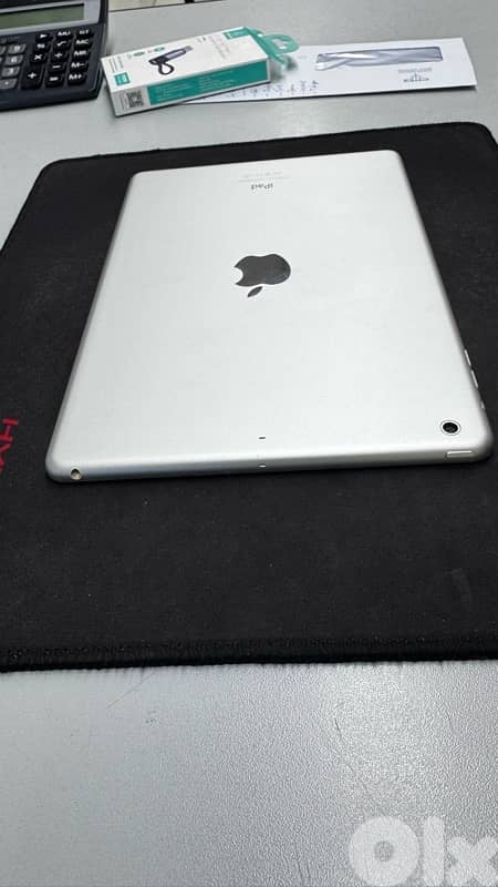 Apple iPad Air 8