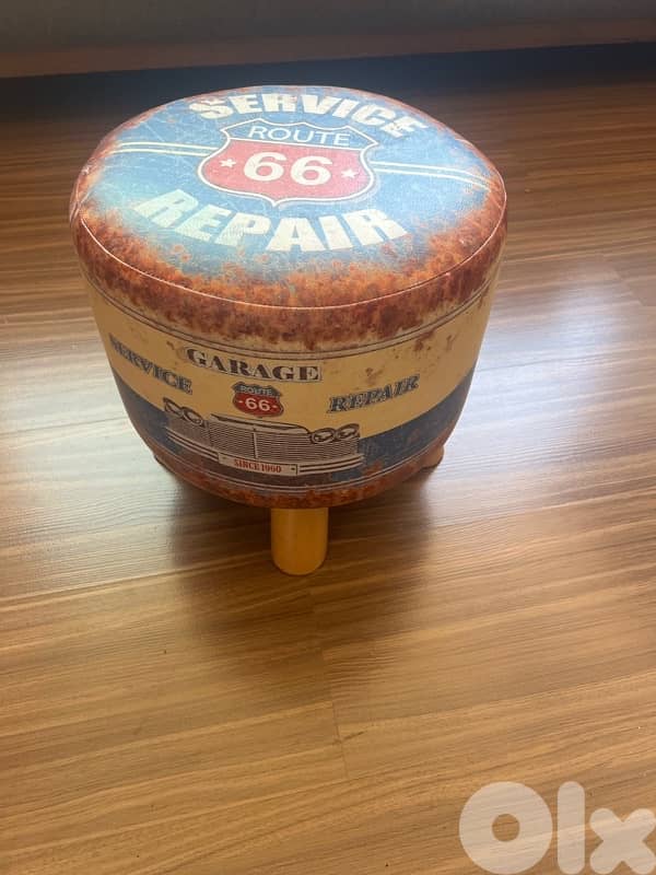 Vintage style small chair 2