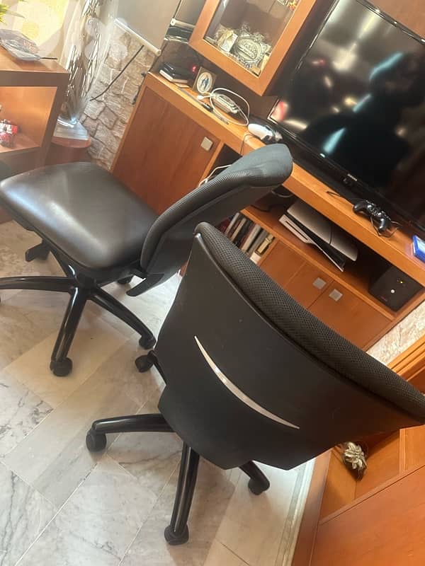 كراسي مكتب 3