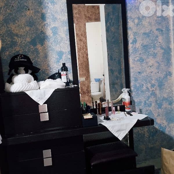 غرفة نوم مستعملة شبه جديدة تقيلة ومرتبة كتير 5