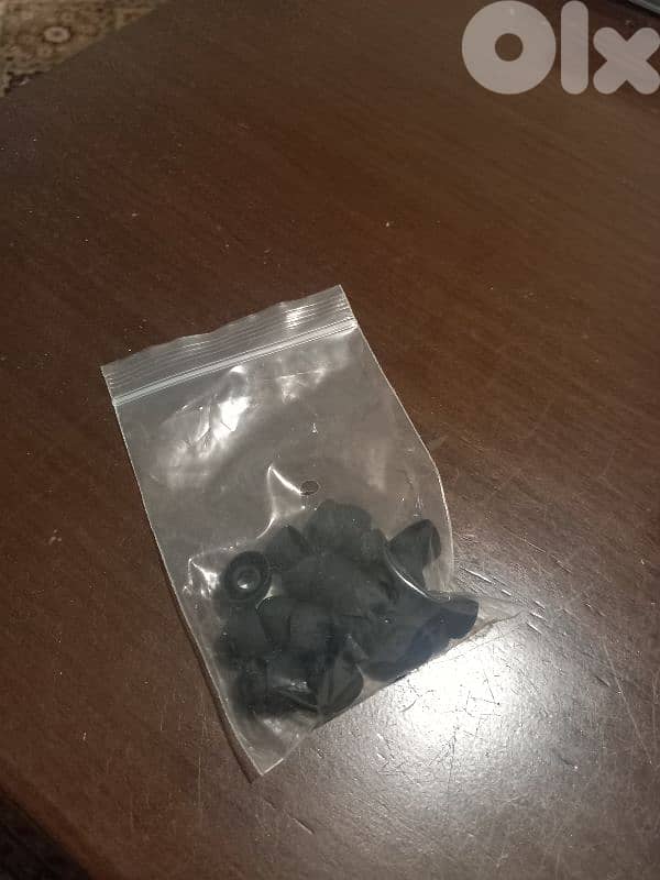 Sony WF-1000XM5 Bluetooth Earbuds 2