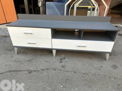 طاولة Tv شغل توصاية كتير نظيفة