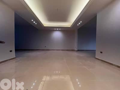 Apartment for Rent in Hamra – Near AUBشقة للإيجار في الحمرا ا