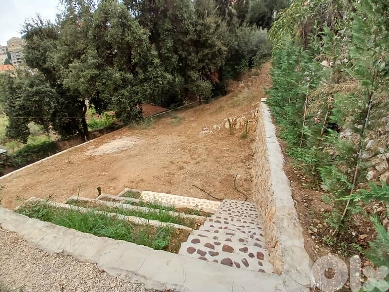 L19155 - Land With Old House For Sale in Beit Chabeb 1