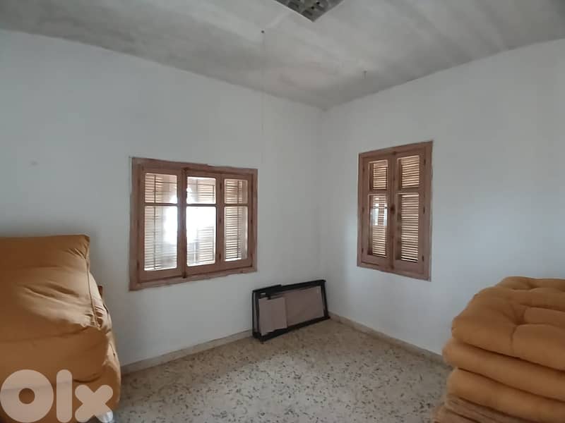 L19155 - Land With Old House For Sale in Beit Chabeb 3
