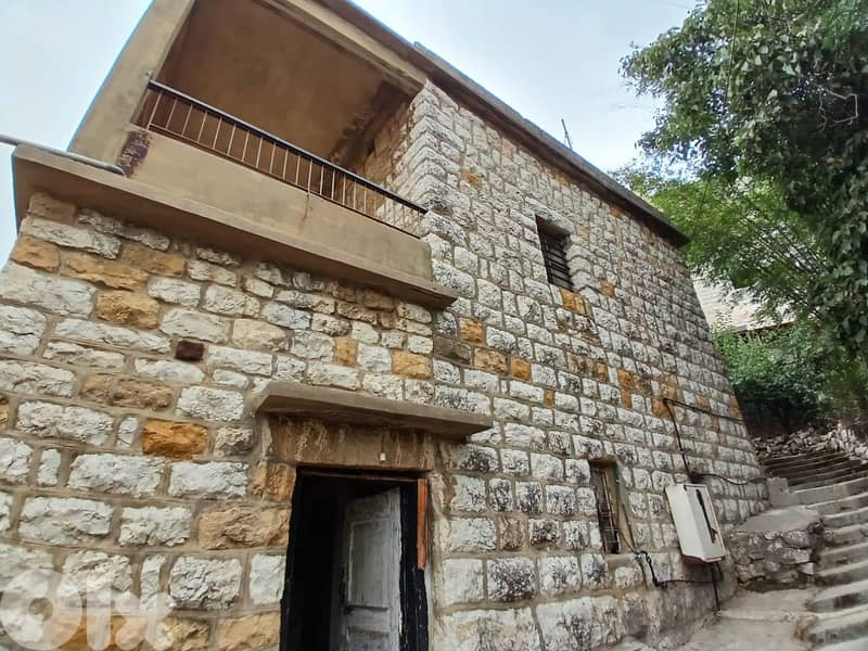 L19155 - Land With Old House For Sale in Beit Chabeb 8
