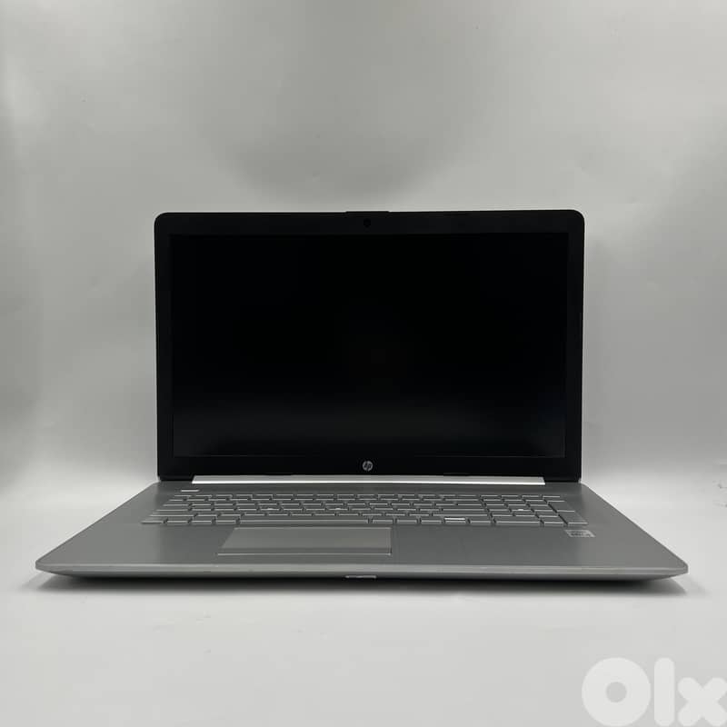 6143 Used Laptop HP 17-by2053cl 6