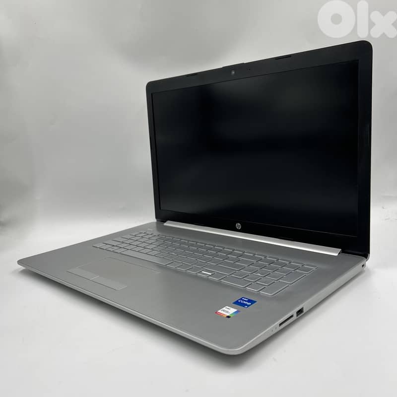 6013 Used Laptop HP 17-BY4633DX 5