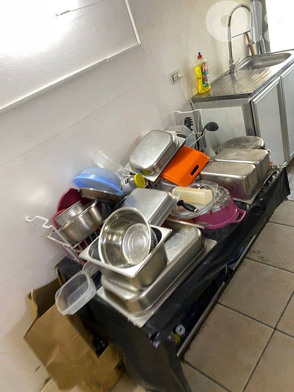 عدة مطعم كاملة للبيع 2