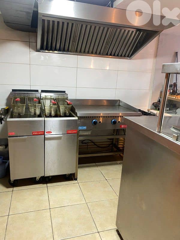 عدة مطعم كاملة للبيع 10