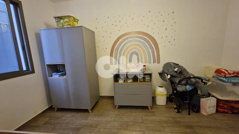 Closet and baby changing table 2