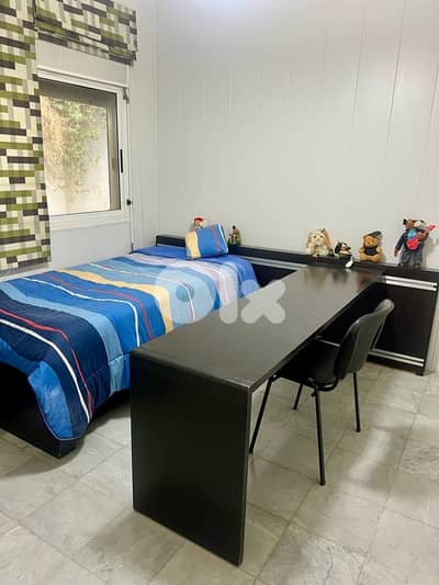 2 beds with mattresses for sale