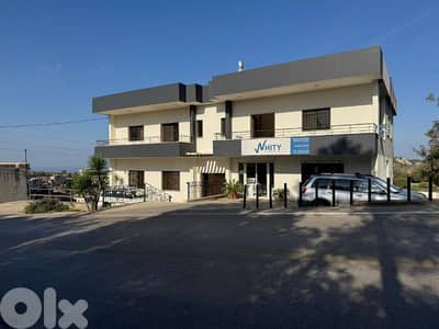 مبنى كامل للبيع - من المالك مباشرة