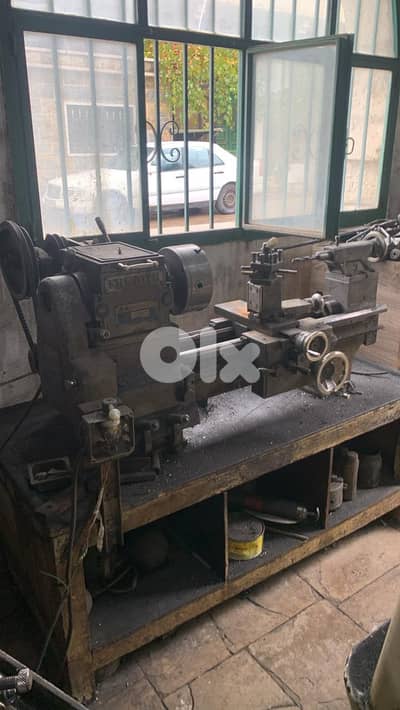 مكنات صناعية