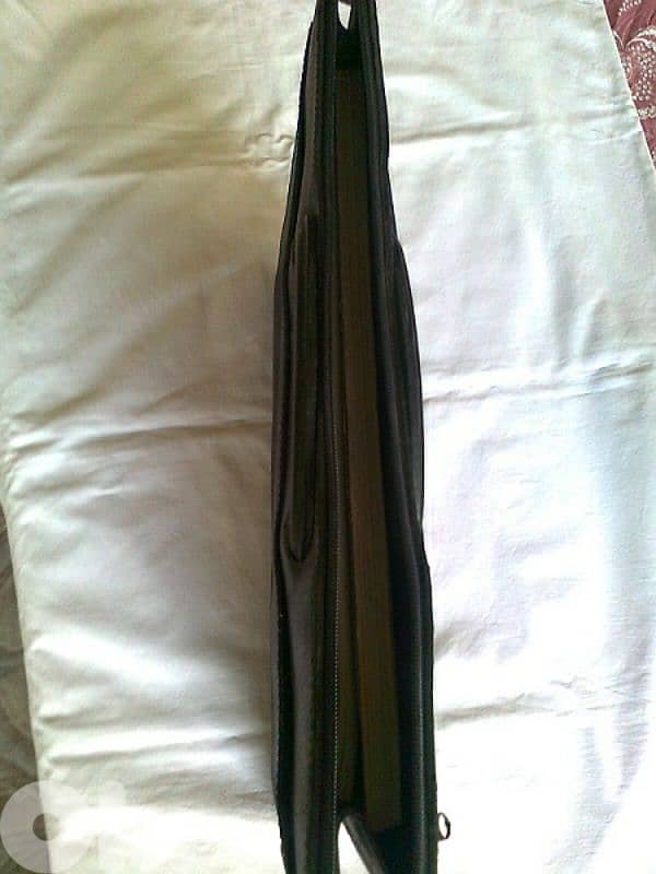 Old leather suitcase (Made in France) - Not Negotiable 1