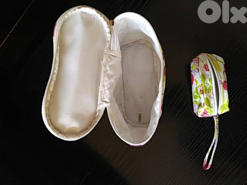 Make-up pouch bags (Clinique brand) - Not Negotiable 2