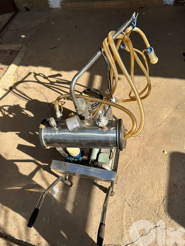 حلابه غنم وماعز على الكهرباء 3