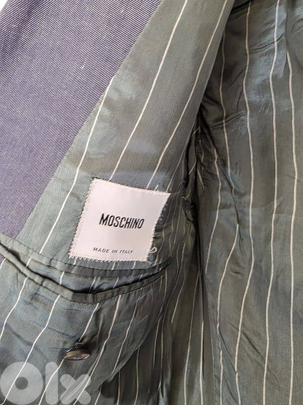 Moschino Balzer Made in Italy size Medium 1
