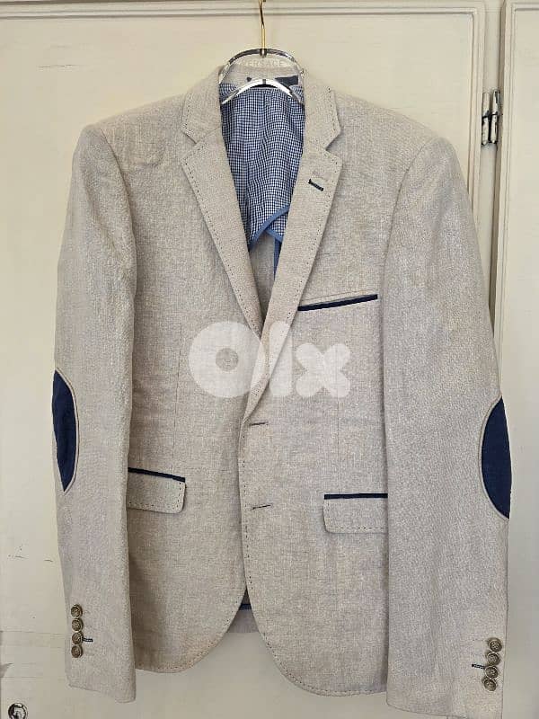 Blazer Size M made kn Italy 0