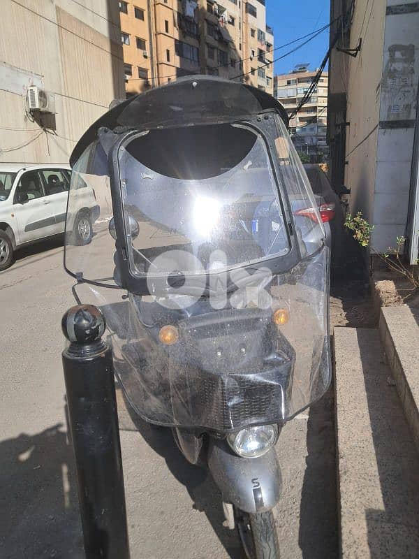 electric motorcycle 0