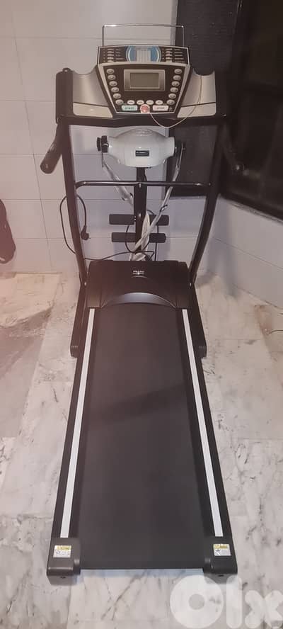 Treadmill مستعملة كم مرة بس