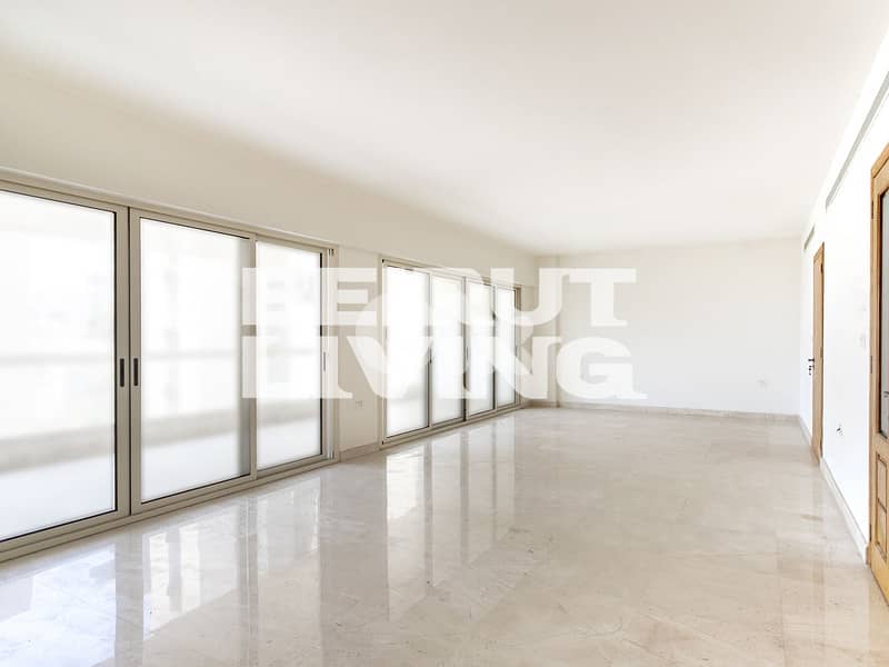 Sunny | Spacious | Balconies | Prime Location 0