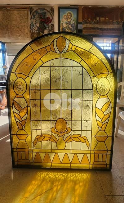 stained glass vitrail زجاج ملون