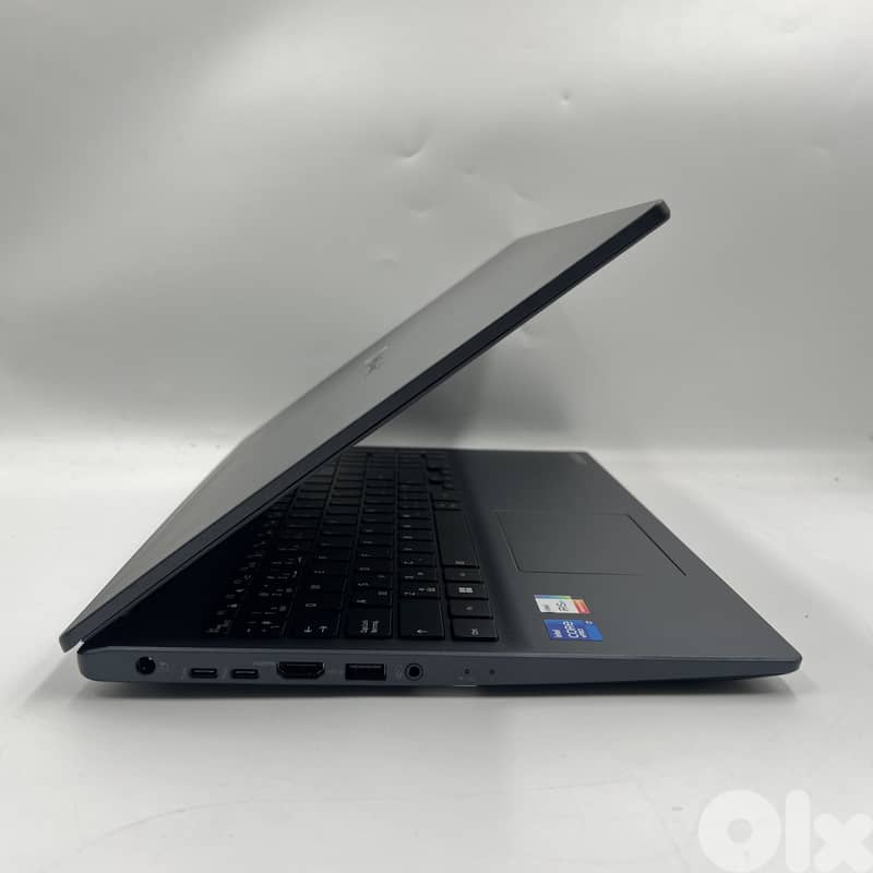 6345 Used Laptop Toshiba DynaBook Tecra A50-J 2