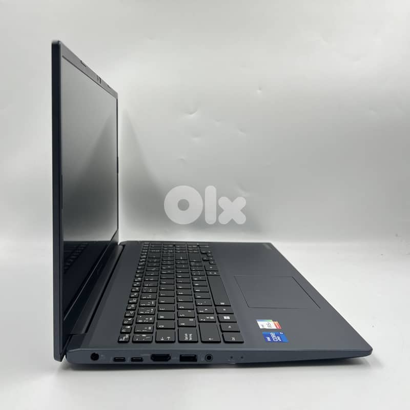 6345 Used Laptop Toshiba DynaBook Tecra A50-J 3