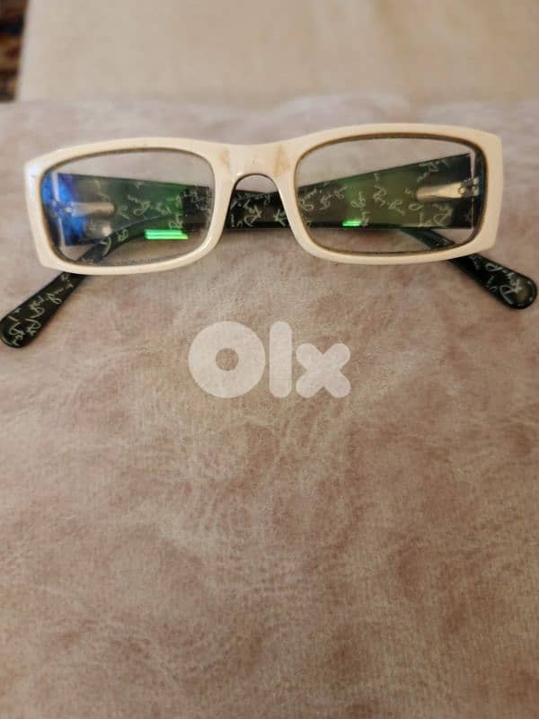 كادر نظارات 0