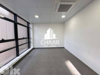 Office for Rent in Hamra - مكتب للايجار في حمرا - #R2980