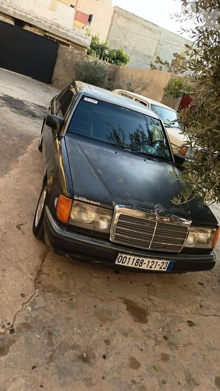 مرسيدس بنز 240/260/280 1992 0