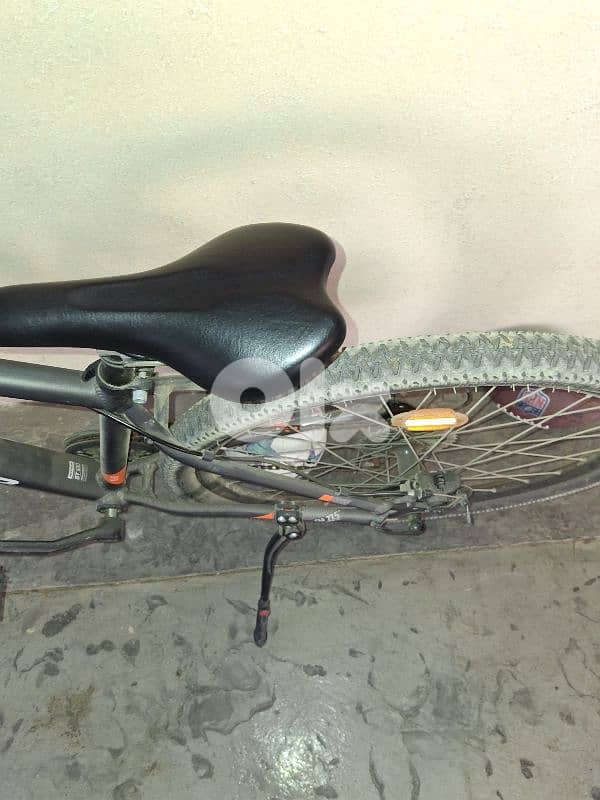 Rockrider bicycle for sale. Worth $600. Will be washed before sold. 2