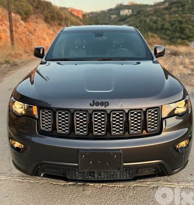 Jeep Grand Cherokee 2017 ! No airbag Deployed ! California Car !