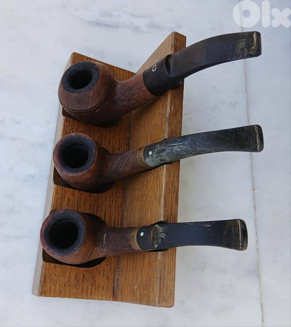 غليون مع قاعدة pipes 1