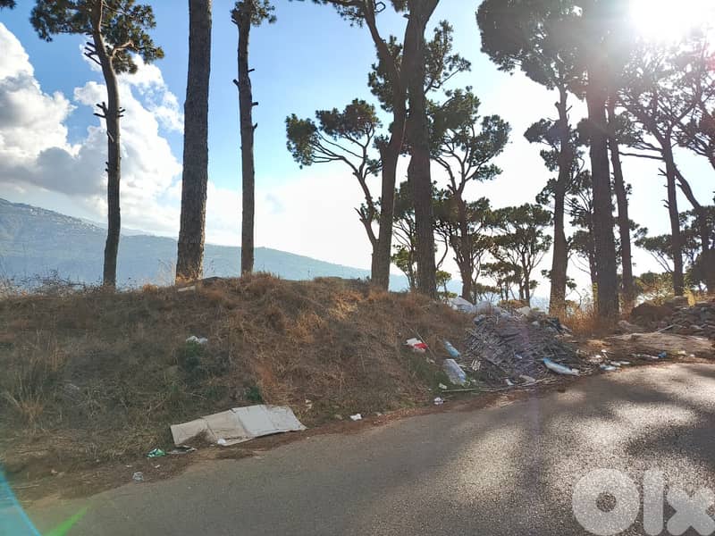 Land for Sale in Kaakour – 1,600 sqm أرض للبيع في قعقور 6