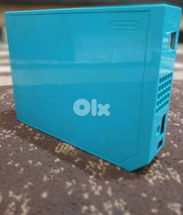 Nintendo Wii light blue 3