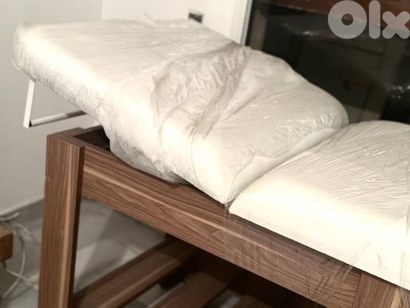 Massage bed  تخت مساج 2