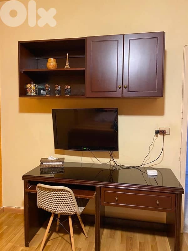 bed room used like new 2