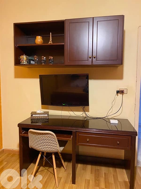 bed room used like new 3