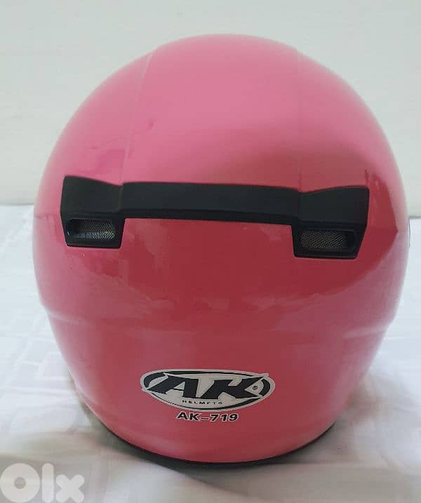 AK-719  Helmet  Pink new not used  good quality 50$ ashrafiye 03723895 5