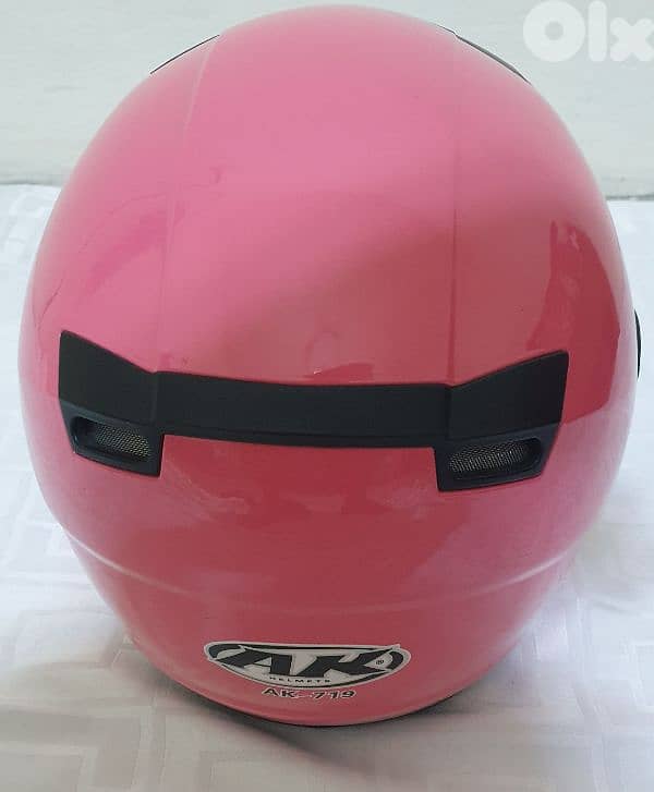AK-719  Helmet  Pink new not used  good quality 50$ ashrafiye 03723895 6