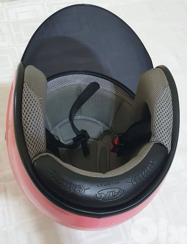 AK-719  Helmet  Pink new not used  good quality 50$ ashrafiye 03723895 10