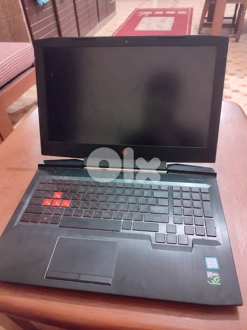 Laptop HP OMEN perfect for light gaming 1