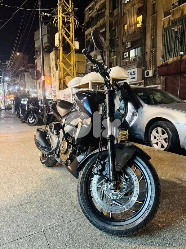 bajaj dominar 400cc 2