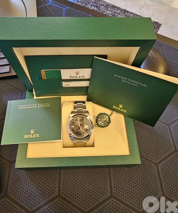 Rolex Datejust 41 – Grey Dial with Green Roman Numerals. 0