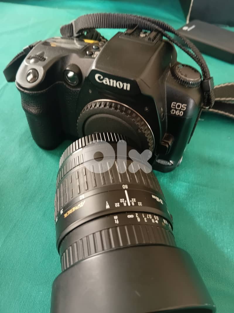 2 old Canon Eos DSLR 2