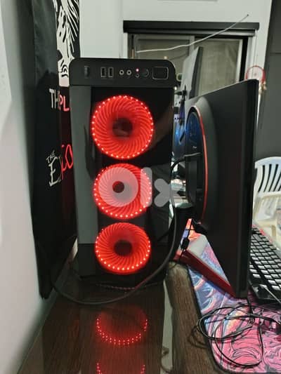 Gaming pc dual monitor setup