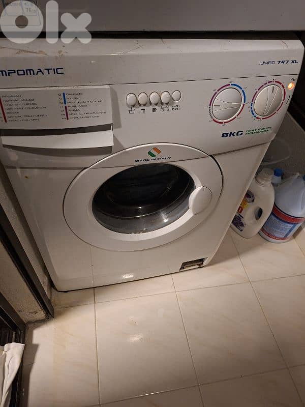 غسالة كامبومتيك ايطالية. موديل 747 8 كيلو 0