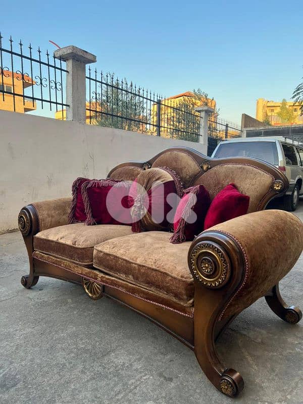 طقم كنبايات حفر ملكي خشب زان اربع قطع وطاولة 8